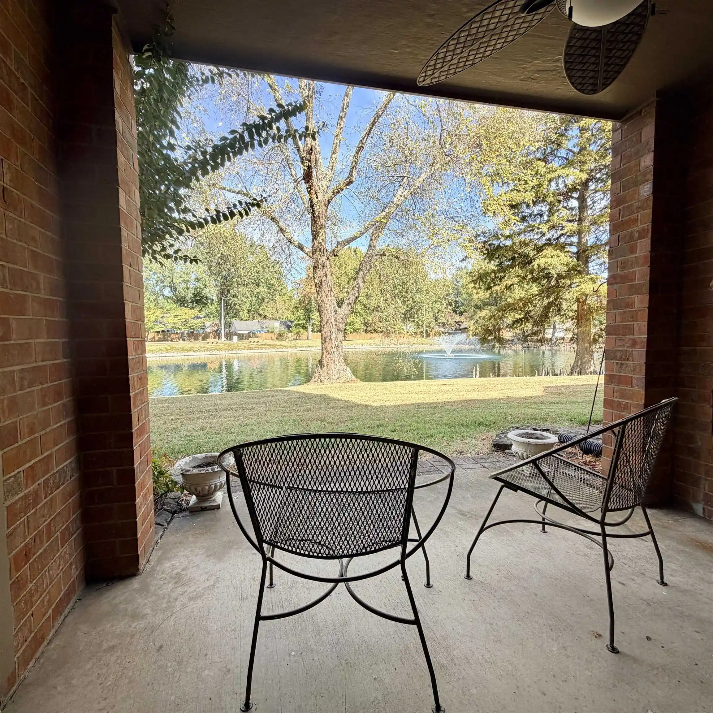 Condo for sale at 6634 Pondside Cir #1, Memphis, TN 38119 | MLS# 10233418