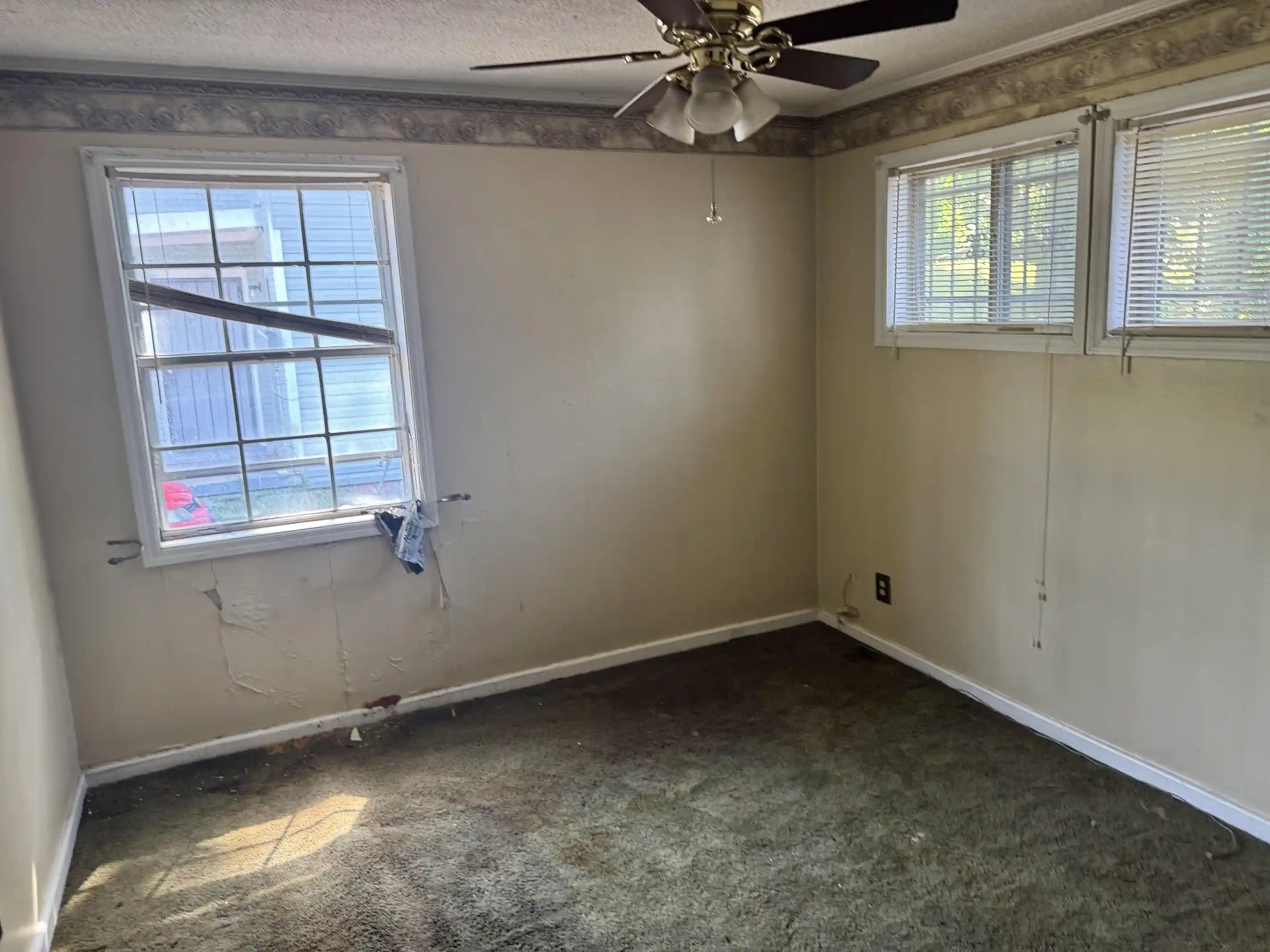 Photo 2 of Single family home for sale at 1763 Edward Ave, Memphis, TN 38107 | MLS# 10233494 | Listing updated on 2026-10-30