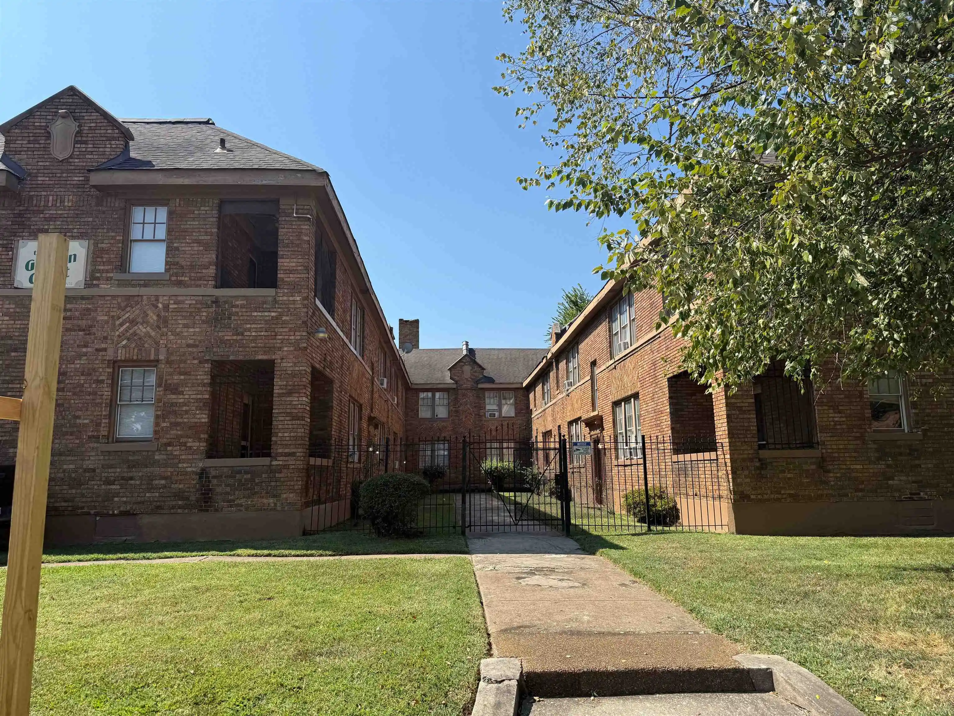 Multi family home for sale at 1935 Lamar Ave, Memphis, TN 38114 | MLS# 10233497