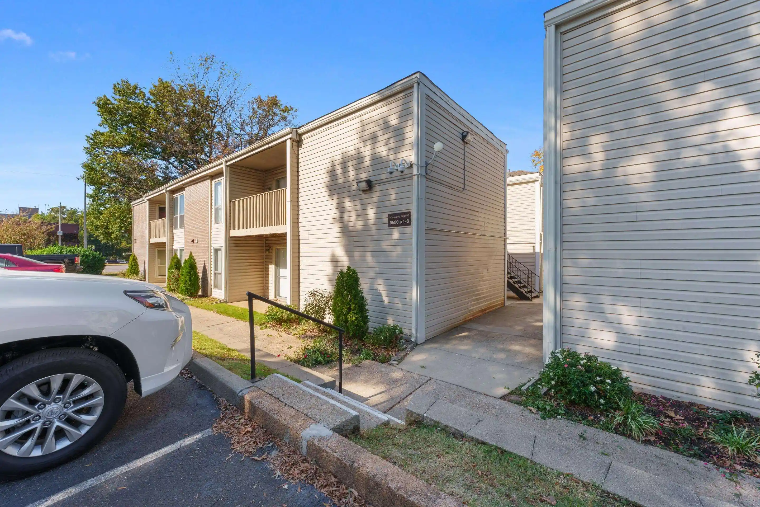 Photo 1 of Condo for sale at 6680 Whispering Oak Pl #7, Memphis, TN 38120 | MLS# 10233509 | Listing updated on 2026-10-30