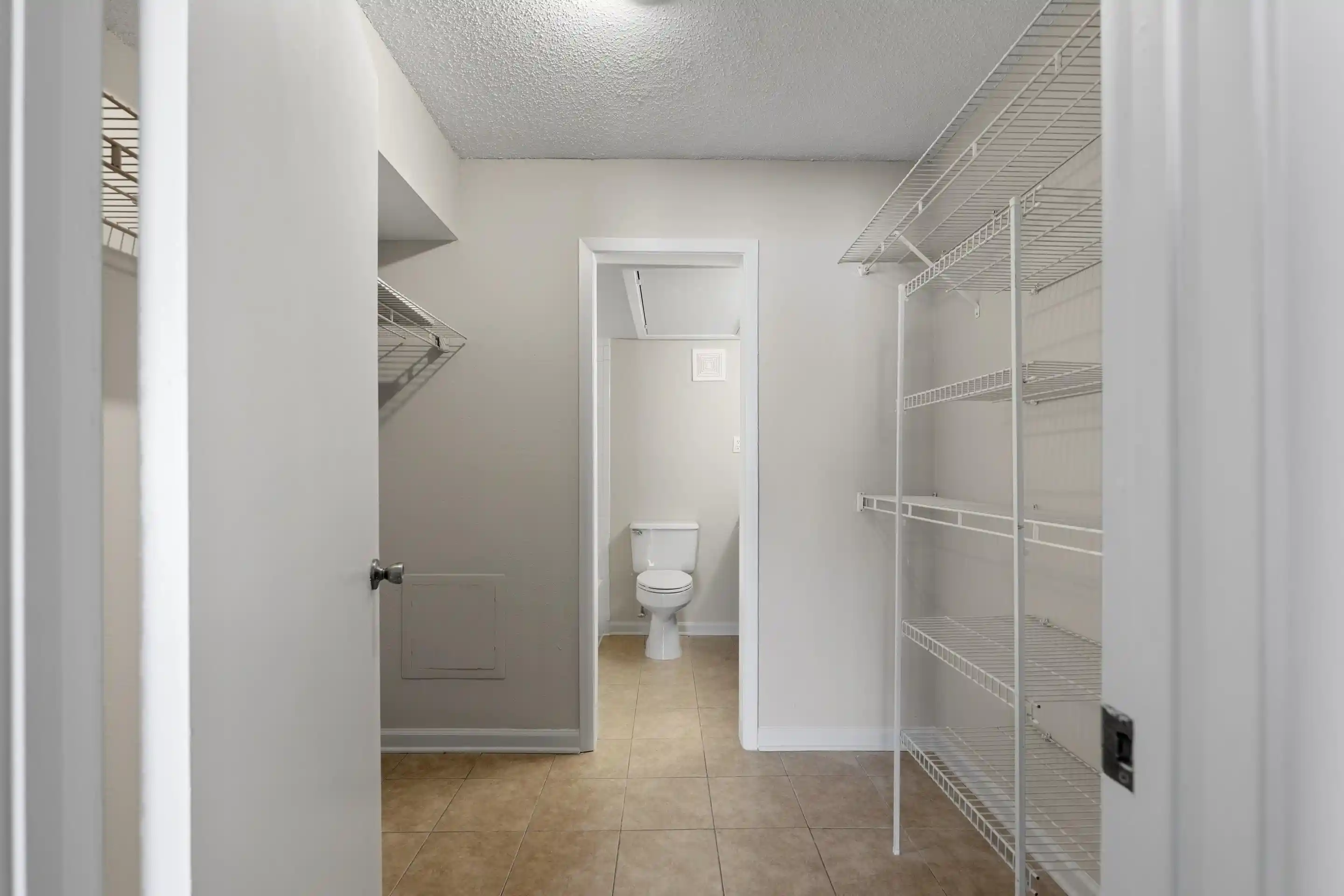 Photo 1 of Condo for sale at 6680 Whispering Oak Pl #7, Memphis, TN 38120 | MLS# 10233509 | Listing updated on 2026-10-30