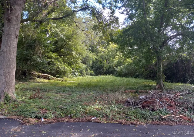 1st image of 820 Clayton St, Montgomery, AL 36104 | MLS# 524974