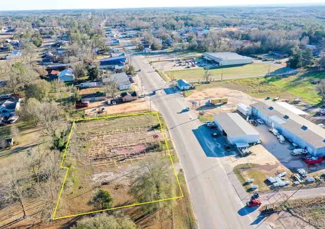 Homes for sale in Grove Hill, AL | 171 N Jackson St, Grove Hill, AL 36451 | MLS# 552045