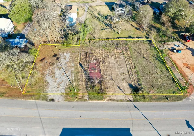 Homes for sale in Grove Hill, AL | 171 N Jackson St, Grove Hill, AL 36451 | MLS# 552045