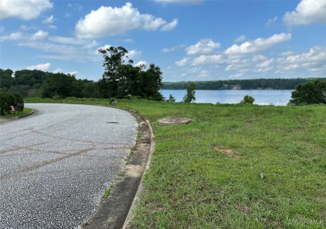 3rd image of Lot 16 Riverhills Dr, Tallassee, AL 36078 | MLS# 558631