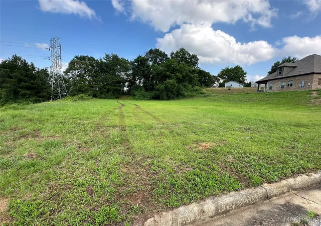 4th image of Lot 16 Riverhills Dr, Tallassee, AL 36078 | MLS# 558631