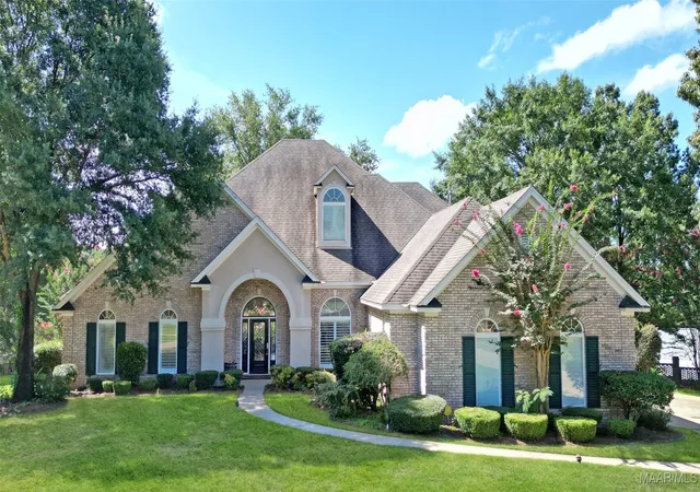 1st image of 811 Mountain Lake Ct, Prattville, AL 36067 | MLS# 561486