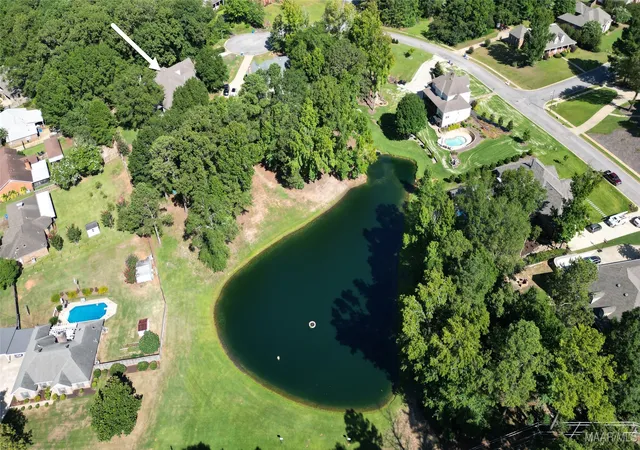Photo 3 of Sale Pending at 811 Mountain Lake Ct, Prattville, AL 36067 | MLS# 561486 | Listing updated on 2026-08-04