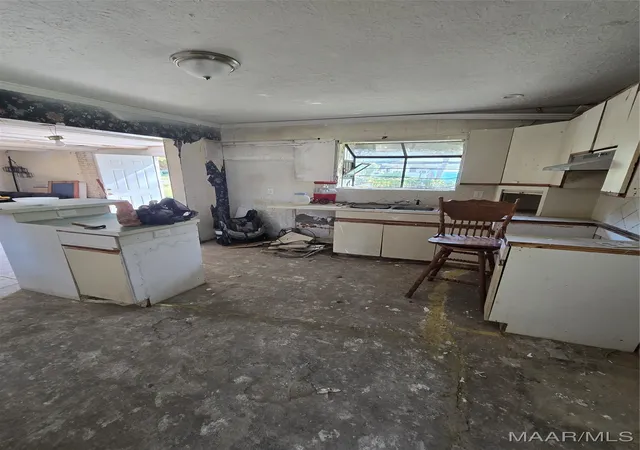 Photo 3 of Single family home for sale at 3703 Cambridge Rd, Montgomery, AL 36111 | MLS# 565877 | Listing updated on 2026-09-01
