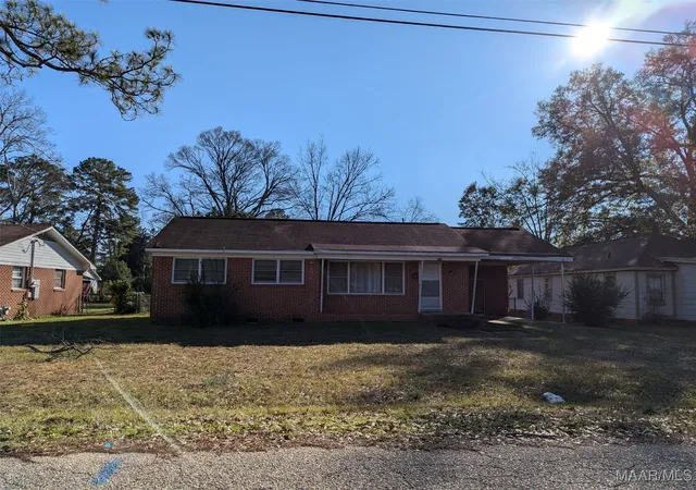 1st image of 404 4th Ave, Selma, AL 36701 | MLS# 568191