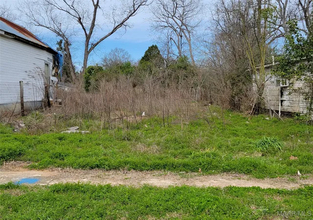1st image of 2025 Eugene Ave, Selma, AL 36703 | MLS# 572052