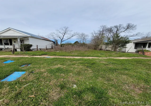 2nd image of 2025 Eugene Ave, Selma, AL 36703 | MLS# 572052