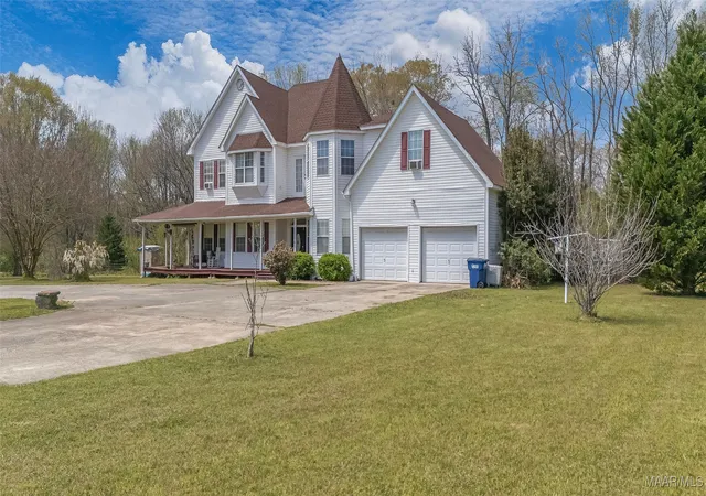 2nd image of 185 Church St, Deatsville, AL 36022 | MLS# 573904