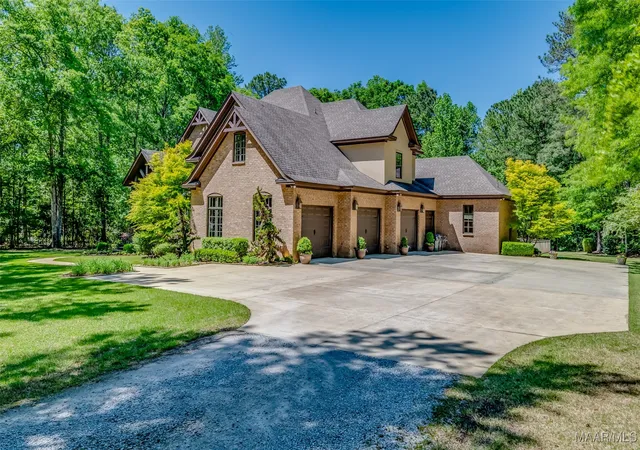 Homes for sale in Pike Road, AL | 217 Buckhead Dr, Pike Road, AL 36064 | MLS# 574311
