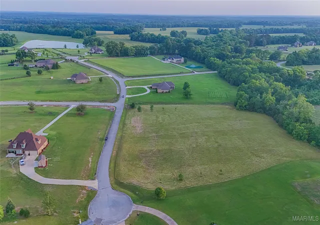 8th image of 38 S Farm View Ln, Pike Road, AL 36064 | MLS# 576250