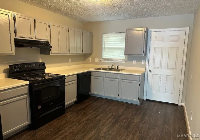 Photo 1 of Sale Pending at 2242 St Charles Ave, Montgomery, AL 36107 | MLS# 576846 | Listing updated on 2025-07-15
