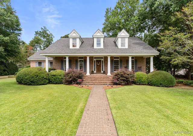 Homes for sale in Prattville, AL | 203 Evergreen St, Prattville, AL 36067 | MLS# 577847