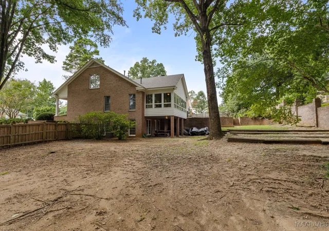 Homes for sale in Prattville, AL | 203 Evergreen St, Prattville, AL 36067 | MLS# 577847