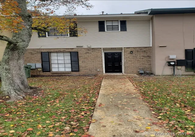 1st image of 1206 Seth Johnson Dr, Montgomery, AL 36116 | MLS# 579167