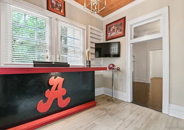 Homes for sale in Montgomery, AL | 264 E Fairview Ave, Montgomery, AL 36105 | MLS# 579797