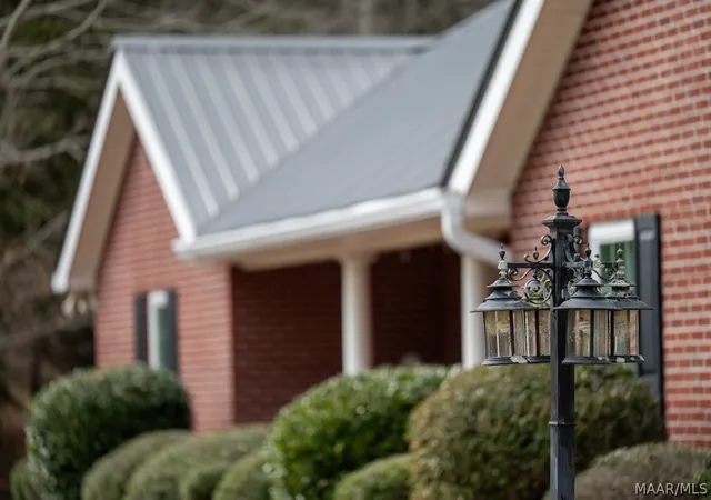 2nd image of 102 W Murphy Ln, Dadeville, AL 36853 | MLS# 580930