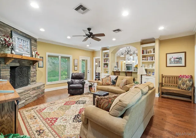 Photo 3 of Single family home for sale at 466 Jasmine Ridge Rd, Wetumpka, AL 36093 | MLS# 580713 | Listing updated on 2026-10-02