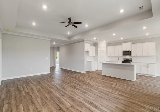4th image of 1033 Old Willow Dr, Prattville, AL 36066 | MLS# 581200