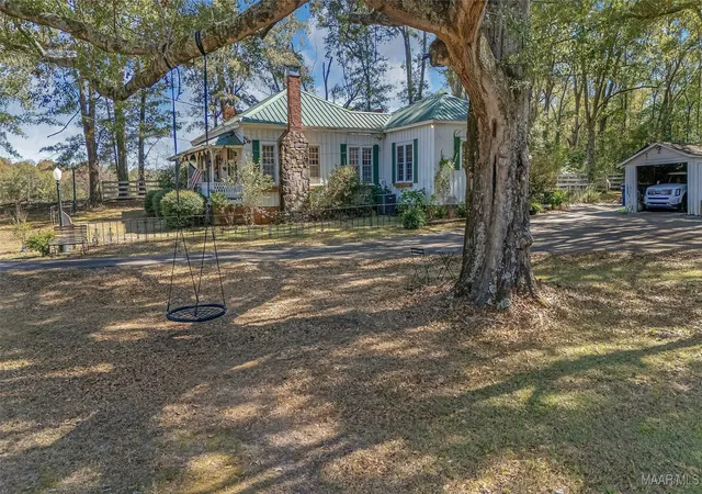 36th image of 511 Claud Rd, Eclectic, AL 36024 | MLS# 581348