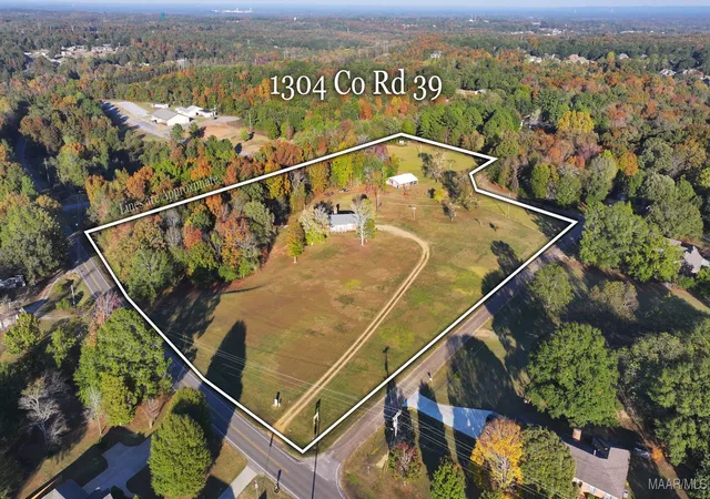 1st image of 1304 County Road 39 Road, Deatsville, AL 36022 | MLS# 581422