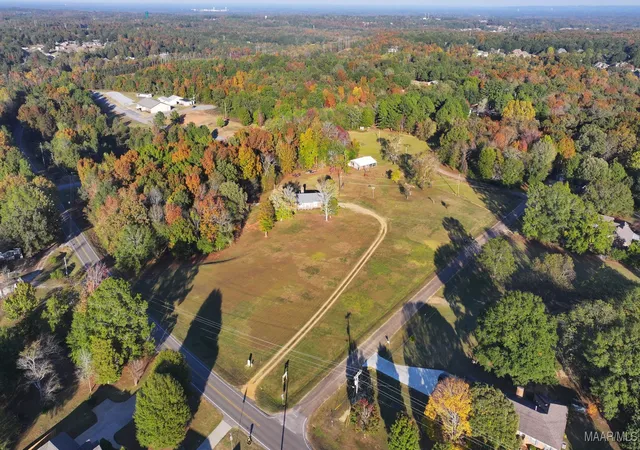 65th image of 1304 County Road 39 Road, Deatsville, AL 36022 | MLS# 581422