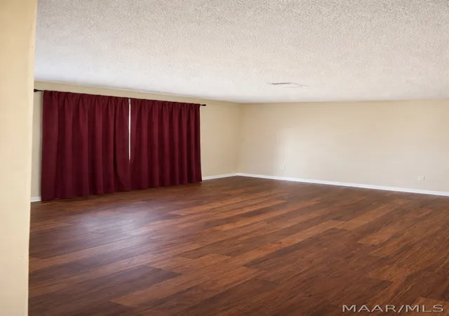 2nd image of 225 Ruth St, Selma, AL 36701 | MLS# 581467