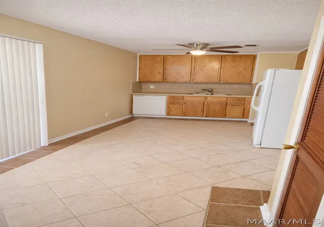 3rd image of 225 Ruth St, Selma, AL 36701 | MLS# 581467