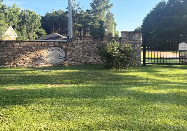 1st image of 115 Cahaba View Dr, Selma, AL 36702 | MLS# 582007