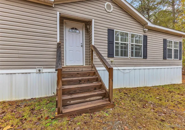 2nd image of 1241 Wind Creek Farm Rd, Alexander City, AL 35010 | MLS# 582022