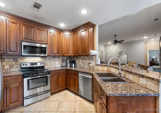 Homes for sale in Pike Road, AL | 418 Stone Park Blvd, Pike Road, AL 36064 | MLS# 582163