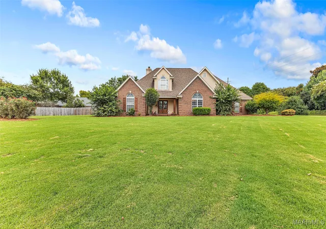 Homes for sale in Wetumpka, AL | 96 Winding Wood Dr, Wetumpka, AL 36093 | MLS# 582724