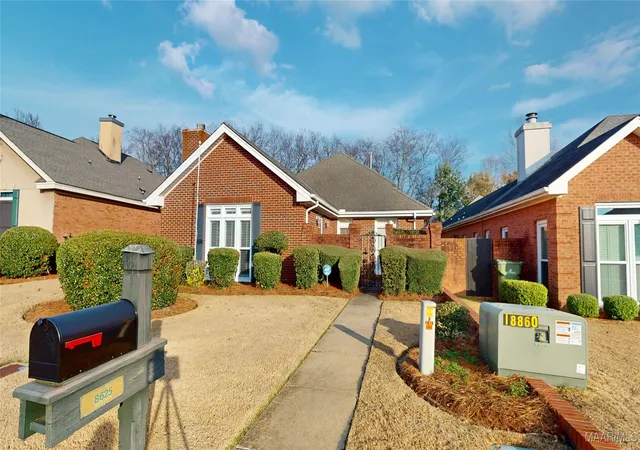 1st image of 8625 Harvest Ridge Dr, Montgomery, AL 36116 | MLS# 582697