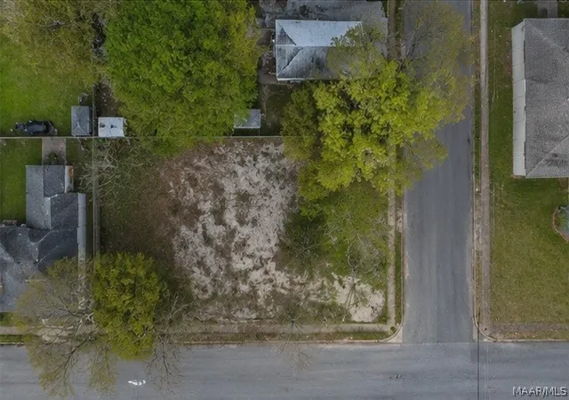 2nd image of 811 1st Ave, Selma, AL 36701 | MLS# 582745