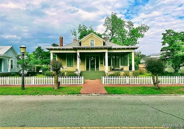 1st image of 620 Lapsley St, Selma, AL 36701 | MLS# 583470