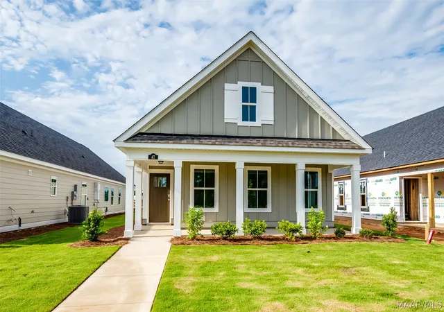 1st image of 47 Meadowbrooke Dr, Prattville, AL 36066 | MLS# 583536