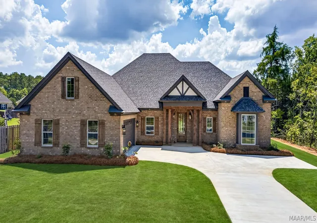 Photo 3 of Single family home for sale at 8406 Young Xing, Montgomery, AL 36116 | MLS# 583515 | Listing updated on 2026-10-09