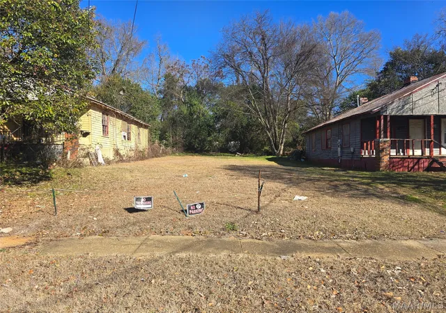 Land for sale at 726 Woodrow St, Montgomery, AL 36108 | MLS# 583760