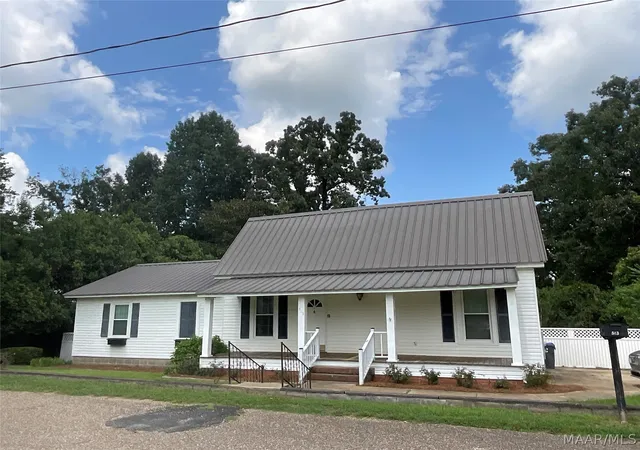 Photo 1 of Single family home for sale at 513 Eubanks St, Tallassee, AL 36078 | MLS# 583727 | Listing updated on 2026-06-09