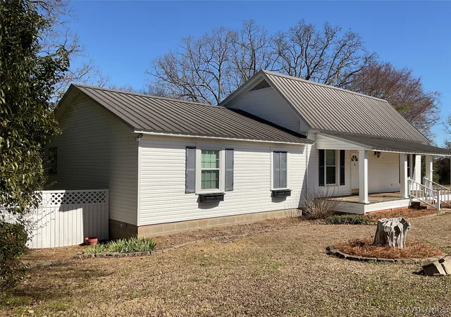 Photo 4 of Single family home for sale at 513 Eubanks St, Tallassee, AL 36078 | MLS# 583727 | Listing updated on 2026-06-09