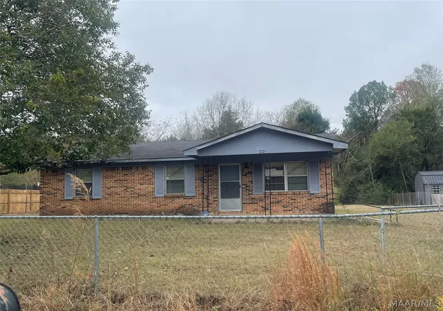Homes for sale in Orrville, AL | 221 County Road 911 Road, Orrville, AL 36767 | MLS# 583751