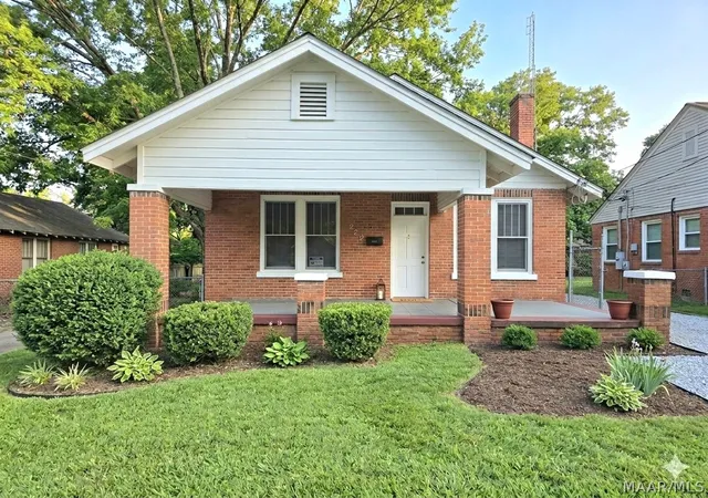 Homes for sale in Montgomery, AL | 404 Capitol Pkwy, Montgomery, AL 36107 | MLS# 583898