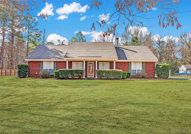 Homes for sale in Tallassee, AL | 50 Cricket Rdg, Tallassee, AL 36078 | MLS# 583880