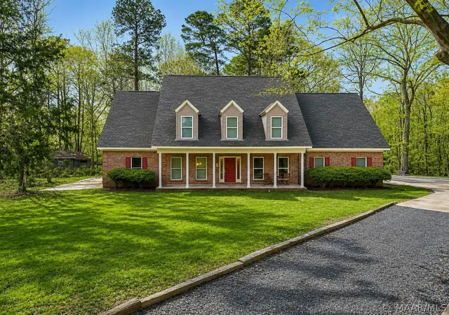 Homes for sale in Pike Road, AL | 134 Laurelwood Dr, Pike Road, AL 36064 | MLS# 584174