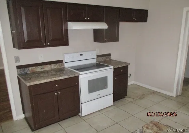 Photo 3 of Sale Pending at 2132 N Sutherland Dr, Montgomery, AL 36116 | MLS# 584249 | Listing updated on 2026-04-01