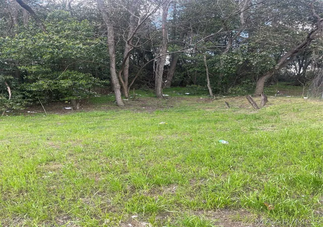 Land for sale at 1430 Mobile Rd, Montgomery, AL 36108 | MLS# 584363